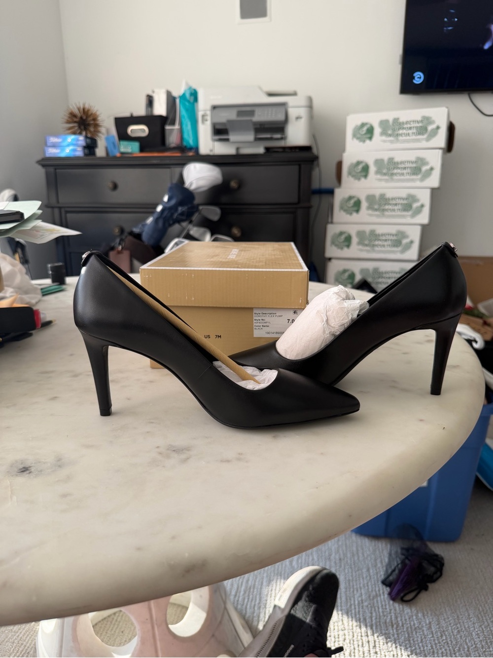 Michael Kors Collection Black Leather Pointed-Toe Pumps